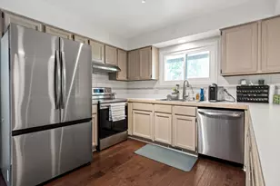 1008 Beachland Blvd, Waterford, MI 48328 - Photo 15