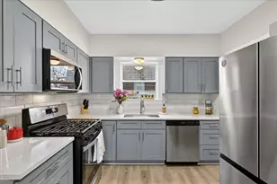 25 Palmer St NW, Grand Rapids, MI 49505 - Photo 13