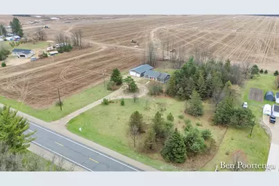 18351 W Hc-Edmore Road, Howard City, MI 49329 - Photo 45
