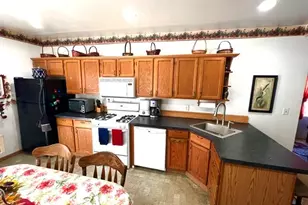709 Oak Ave, Muskegon, MI 49442 - Photo 7