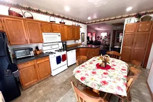709 Oak Ave, Muskegon, MI 49442 - Photo 5