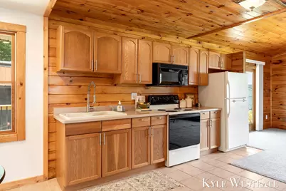 79 Sundago Park Street, Hastings, MI 49058 - Photo 7