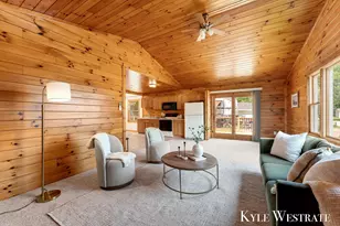 79 Sundago Park St, Hastings, MI 49058 - Photo 3