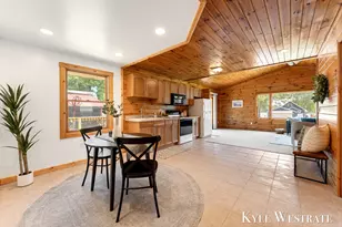 79 Sundago Park St, Hastings, MI 49058 - Photo 9