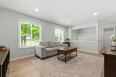 2639 Kathleen Drive, Brighton, MI 48114 - Photo 5