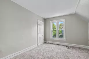 349 Maple Ave, Holland, MI 49423 - Photo 9