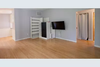 2812 Cumberland Avenue, Ann Arbor, MI 48104 - Photo 5