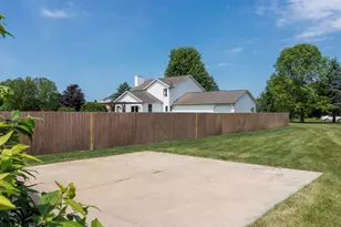 47679 Woodfield Cir, Mattawan, MI 49071 - Photo 49