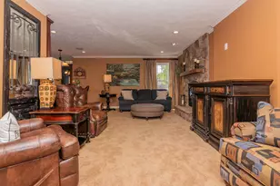 47679 Woodfield Cir, Mattawan, MI 49071 - Photo 5