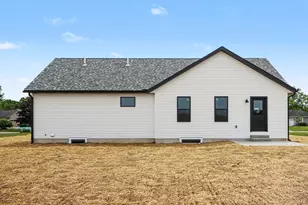 124 Jeremy St, Constantine, MI 49042 - Photo 25