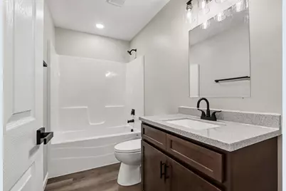 124 Jeremy Street, Constantine, MI 49042 - Photo 15