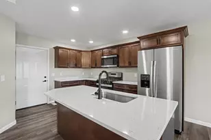 124 Jeremy St, Constantine, MI 49042 - Photo 7