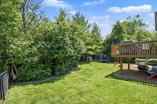 2561 Orchard View Dr NE, Grand Rapids, MI 49505 - Photo 31