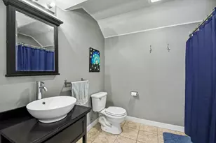 2561 Orchard View Dr NE, Grand Rapids, MI 49505 - Photo 25