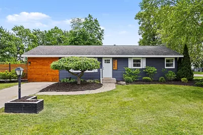 823 W Merchant Street, New Buffalo, MI 49117 - Photo 1