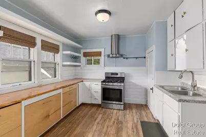 443 Cedar Street NE, Grand Rapids, MI 49503 - Photo 9