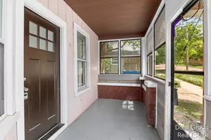 443 Cedar St NE, Grand Rapids, MI 49503 - Photo 3