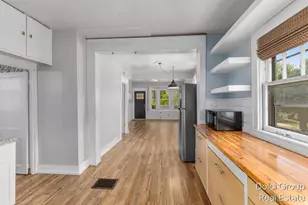 443 Cedar St NE, Grand Rapids, MI 49503 - Photo 11