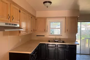 22415 Wilmot Ave, Eastpointe, MI 48021 - Photo 3