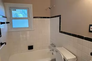 22415 Wilmot Ave, Eastpointe, MI 48021 - Photo 15