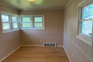 22415 Wilmot Ave, Eastpointe, MI 48021 - Photo 13
