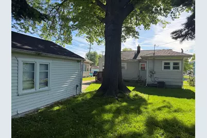 22415 Wilmot Avenue, Eastpointe, MI 48021 - Photo 3