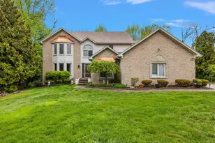 30521 Knighton Dr, Farmington, MI 48331 - Photo 9