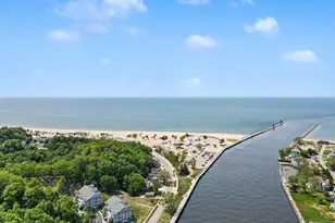 415 Sandpiper Dr, Grand Haven, MI 49417 - Photo 41