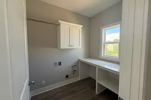 3693 Elderberry Dr, Holland, MI 49424 - Photo 5