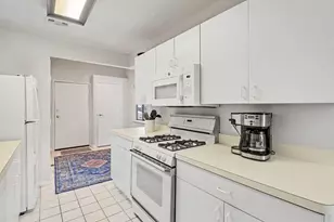 719 Watersedge Dr, Ann Arbor, MI 48105 - Photo 15