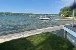 4554 Crescent Beach Rd, Onekama, MI 49675 - Photo 21