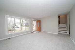 3212 Lockridge Dr, Ann Arbor, MI 48108 - Photo 3