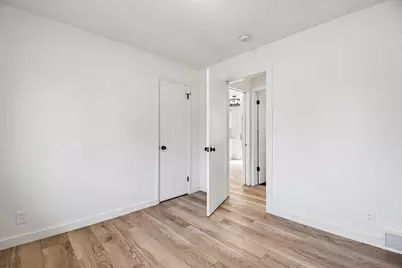 4428 Curwood Avenue SE, Kentwood, MI 49508 - Photo 13