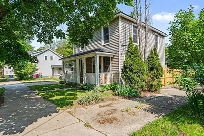 411 Curtis Street NE, Grand Rapids, MI 49505 - Photo 3