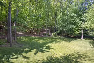1585 Tammarron Ave SE, Grand Rapids, MI 49546 - Photo 13