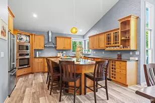 4742 64th St, Holland, MI 49423 - Photo 9