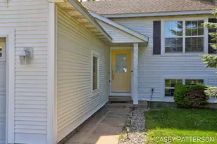 94 Elwood Ct, Holland, MI 49424 - Photo 7