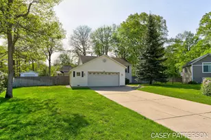 94 Elwood Ct, Holland, MI 49424 - Photo 5