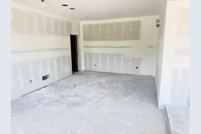 518 W Michigan Avenue, Three Rivers, MI 49093 - Photo 9