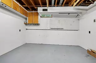 1077 Cricklewood St SW, Wyoming, MI 49509 - Photo 29