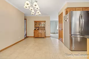 1290 Cardinal Cir Dr, Muskegon, MI 49445 - Photo 9