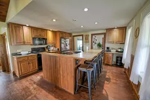 8250 Oneida Rd, Grand Ledge, MI 48837 - Photo 5