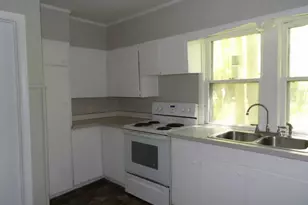 44 Harris St, Battle Creek, MI 49037 - Photo 9