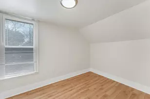 16 Leslie St, Mount Clemens, MI 48043 - Photo 11