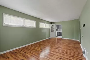 36 N 16th St, Niles, MI 49120 - Photo 9