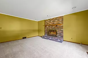 8073 Gandy Ct, Grosse Ile, MI 48138 - Photo 19