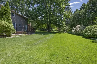 8073 Gandy Court, Grosse Ile, MI 48138 - Photo 15
