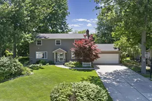 8073 Gandy Ct, Grosse Ile, MI 48138 - Photo 3
