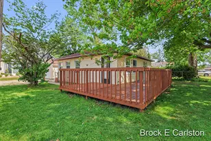 85 Lake Shore Blvd, Norton Shores, MI 49444 - Photo 5