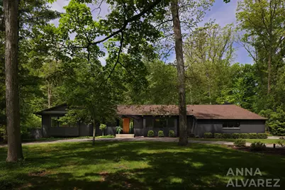 7130 Oakbrook Street SE, Grand Rapids, MI 49546 - Photo 1